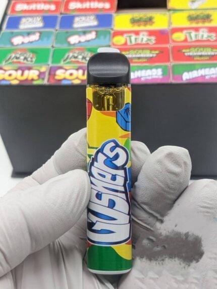 Norder Sour Gushers 2g live resin disposable vape pen with sleek design and vibrant packaging